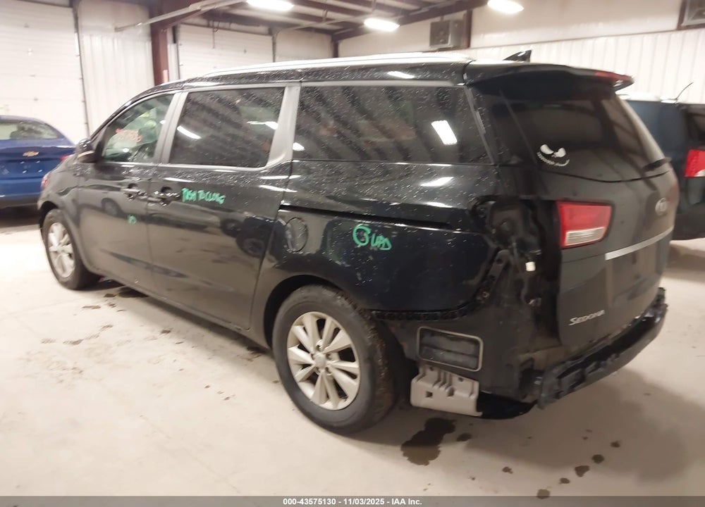 2017 KIA SEDONA LX VIN: KNDMB5C19H6246132