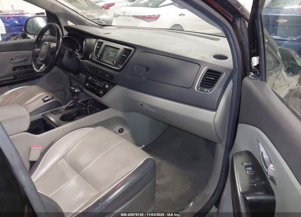 2017 KIA SEDONA LX VIN: KNDMB5C19H6246132