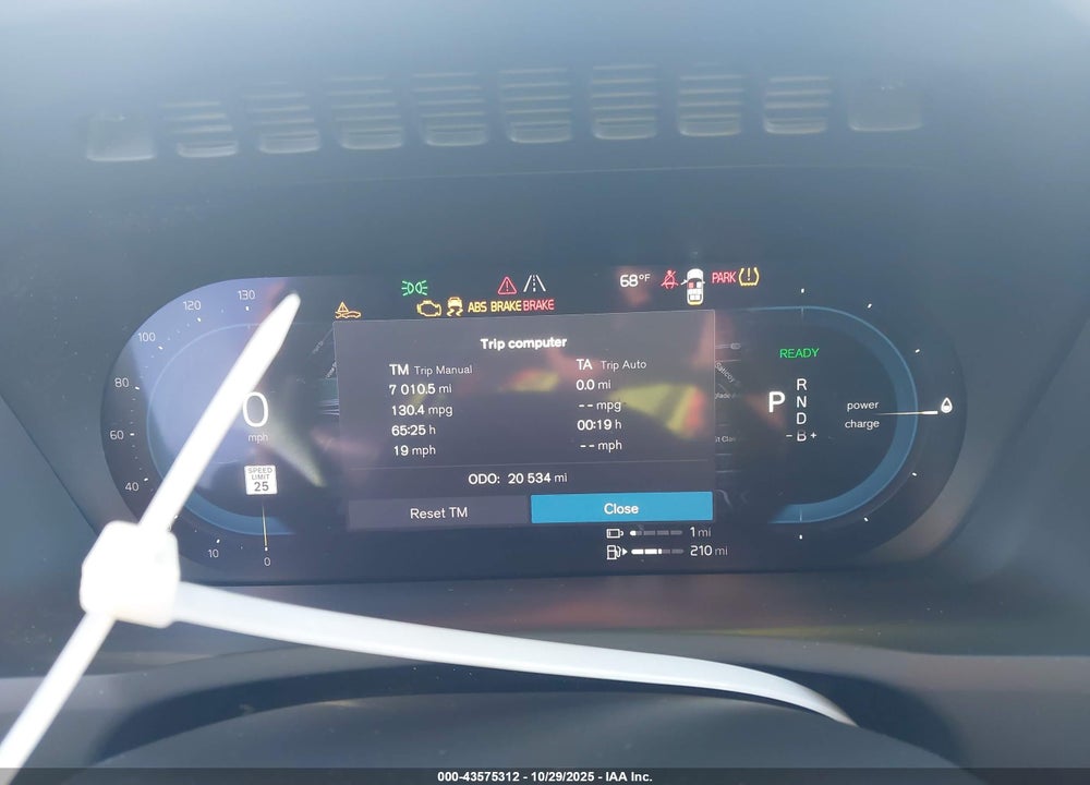 2024 VOLVO XC90 RECHARGE PLUG-IN HYBRID T8 PLUS BRIGHT THEME 7-SEATER VIN: YV4H60CE1R1218431