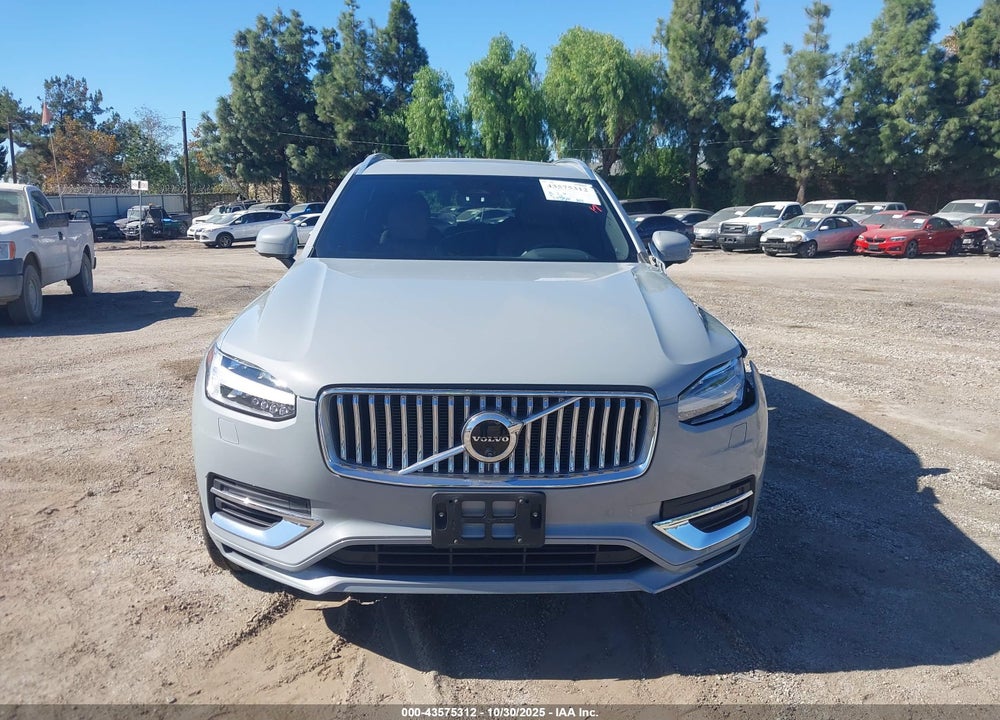2024 VOLVO XC90 RECHARGE PLUG-IN HYBRID T8 PLUS BRIGHT THEME 7-SEATER VIN: YV4H60CE1R1218431