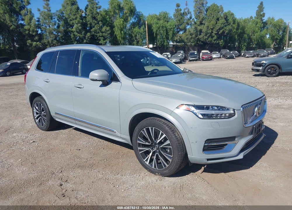 2024 VOLVO XC90 RECHARGE PLUG-IN HYBRID T8 PLUS BRIGHT THEME 7-SEATER VIN: YV4H60CE1R1218431
