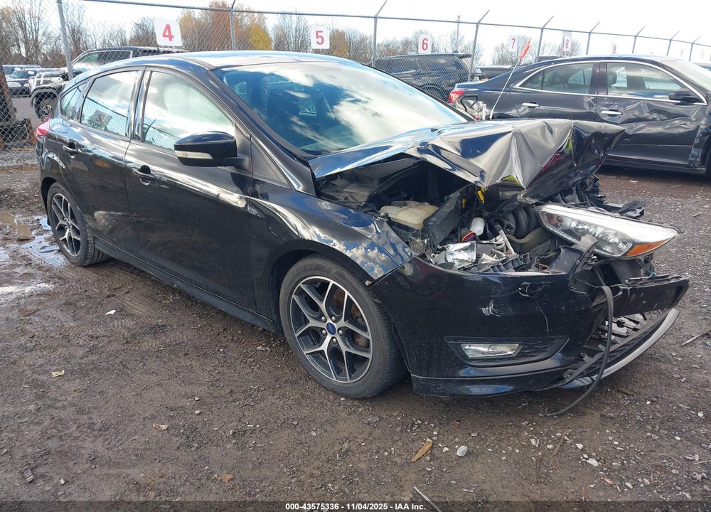 2016 FORD FOCUS SE VIN: 1FADP3K20GL331043