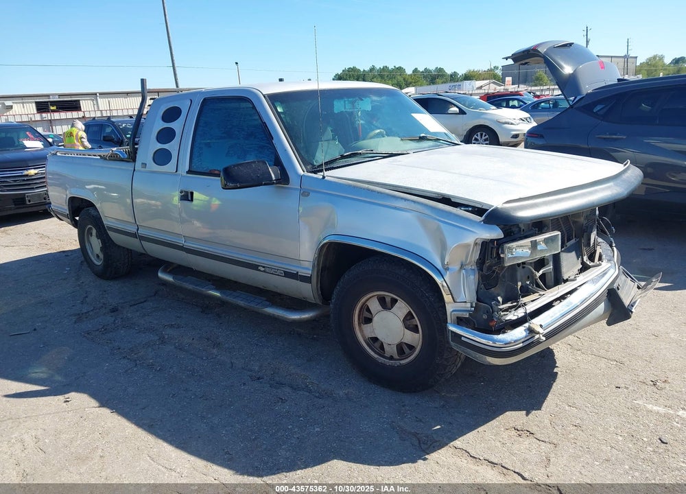 1996 CHEVROLET GMT-400 C1500 VIN: 2GCEC19R0T1183705