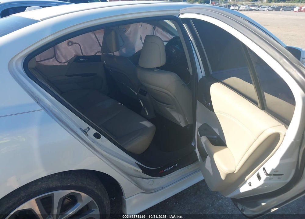 2014 HONDA ACCORD TOURING VIN: 1HGCR3F92EA007092