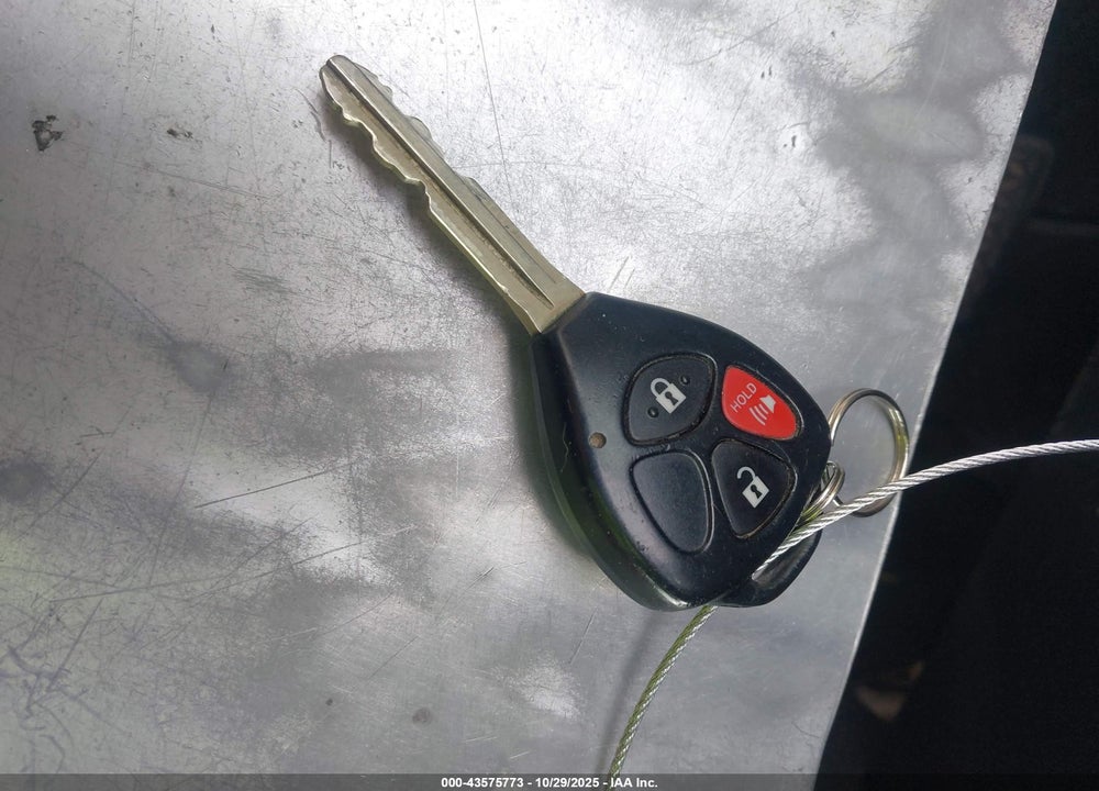 2010 TOYOTA YARIS VIN: JTDBT4K35A1374114