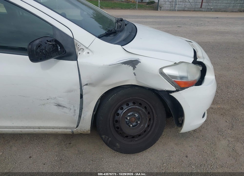 2010 TOYOTA YARIS VIN: JTDBT4K35A1374114