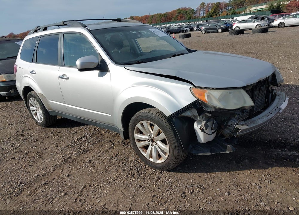 2011 SUBARU FORESTER 2.5X PREMIUM VIN: JF2SHADC6BH748043