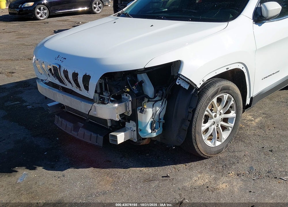 2019 JEEP CHEROKEE LATITUDE FWD VIN: 1C4PJLCB3KD358201