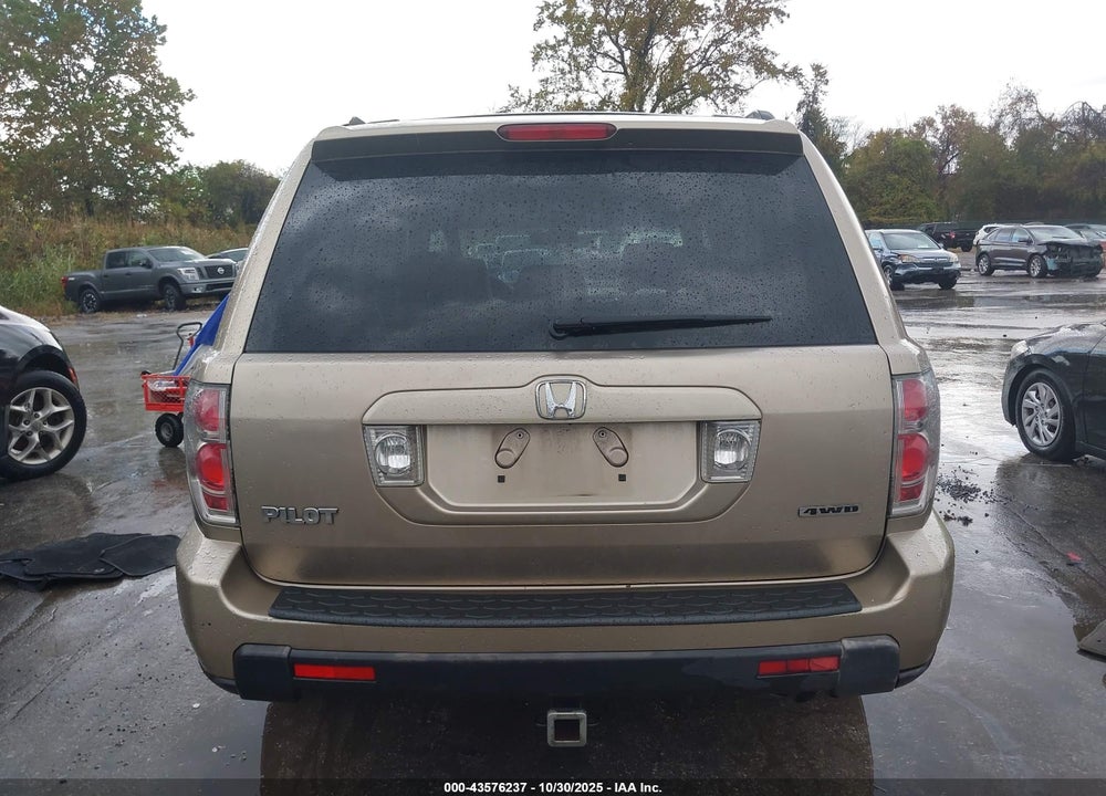 2007 HONDA PILOT EX-L VIN: 5FNYF18527B006420