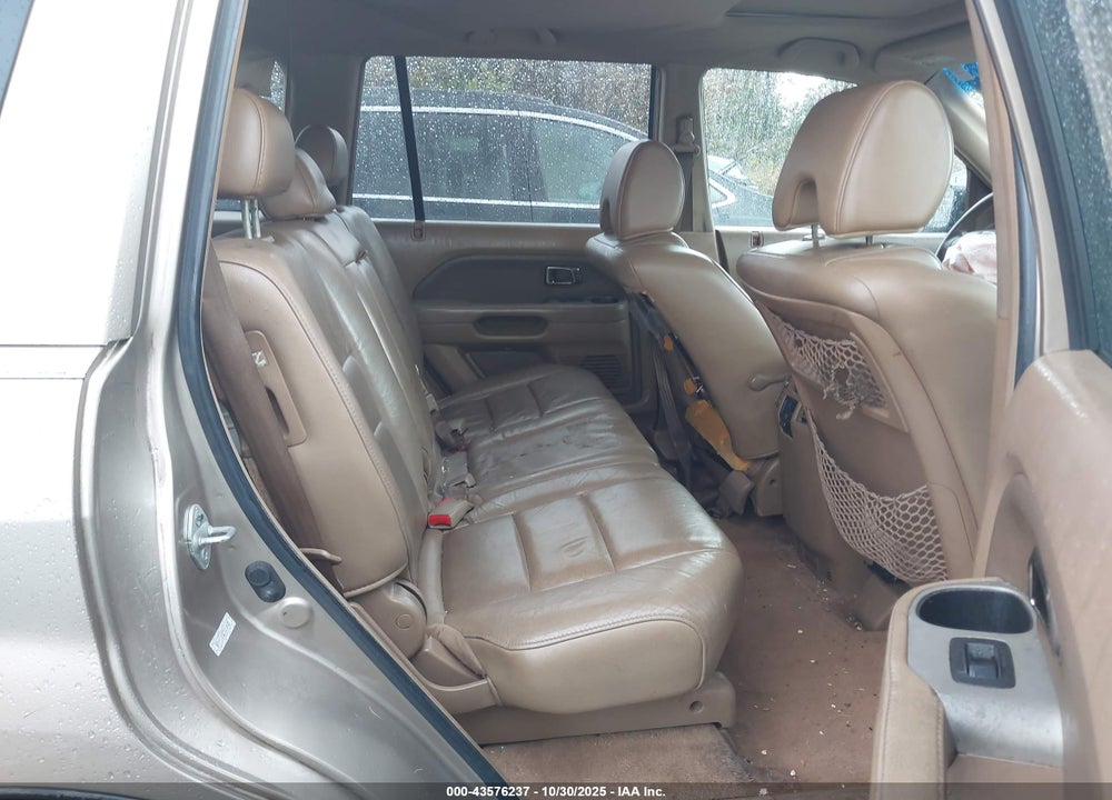 2007 HONDA PILOT EX-L VIN: 5FNYF18527B006420
