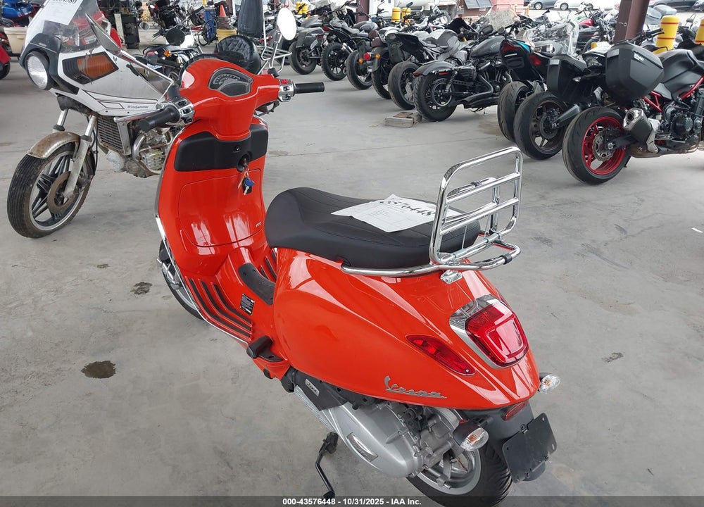 2024 VESPA PRIMAVERA/SPRINT 150 VIN: ZAPMD18G4R5100081