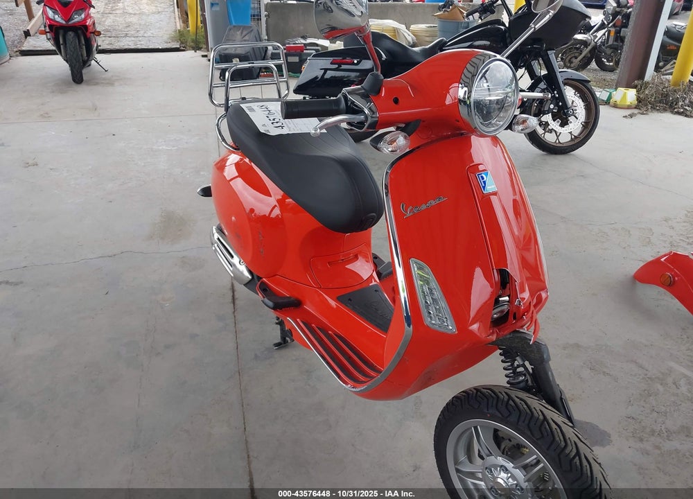 2024 VESPA PRIMAVERA/SPRINT 150 VIN: ZAPMD18G4R5100081