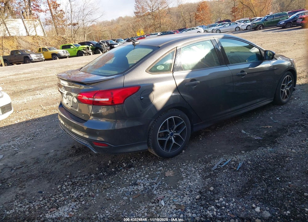 2015 FORD FOCUS SE VIN: 1FADP3F22FL292884