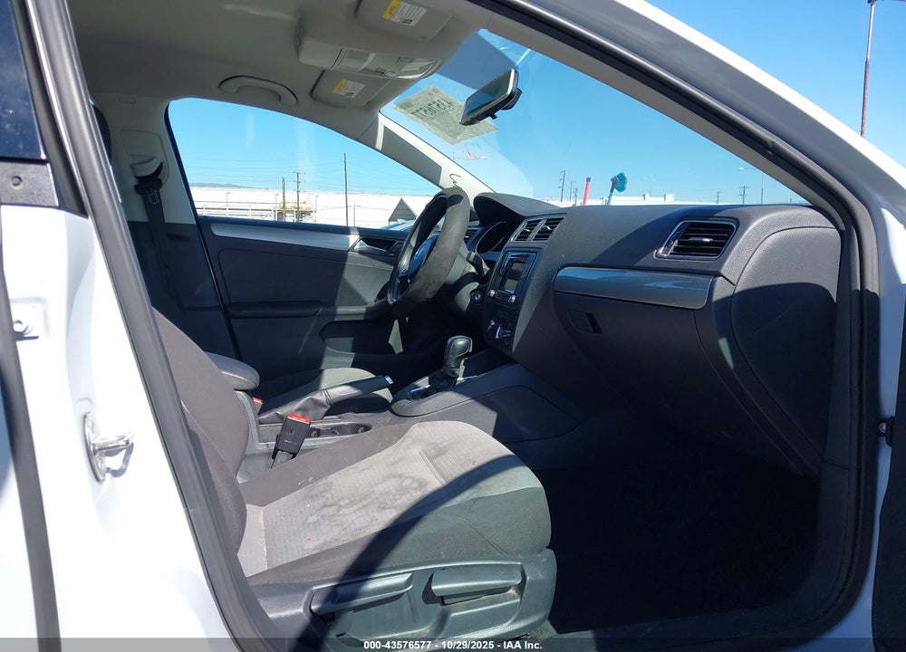 2017 VOLKSWAGEN JETTA VIN: 3VW2B7AJ1HM286045