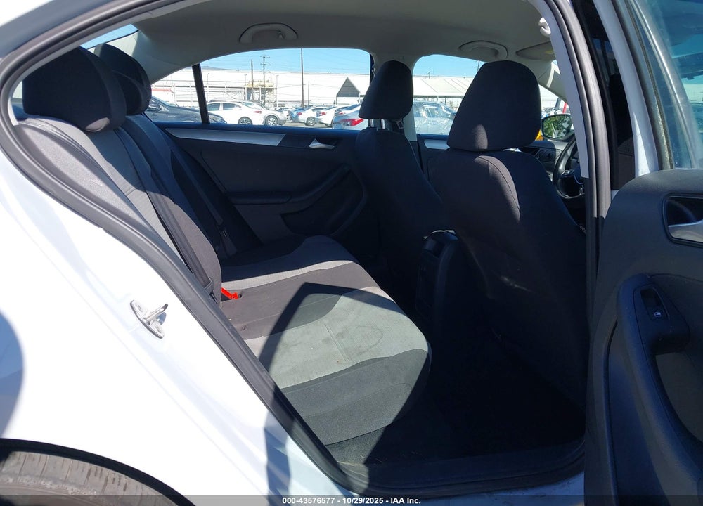 2017 VOLKSWAGEN JETTA VIN: 3VW2B7AJ1HM286045