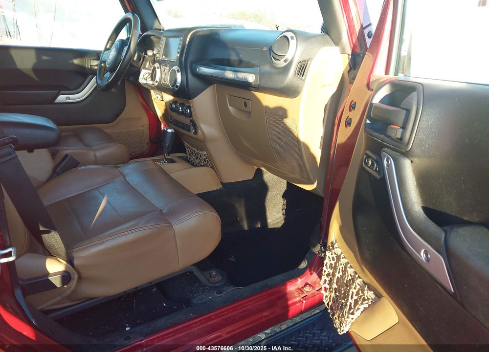 2012 JEEP WRANGLER UNLIMITED SAHARA VIN: 1C4BJWEG3CL122532