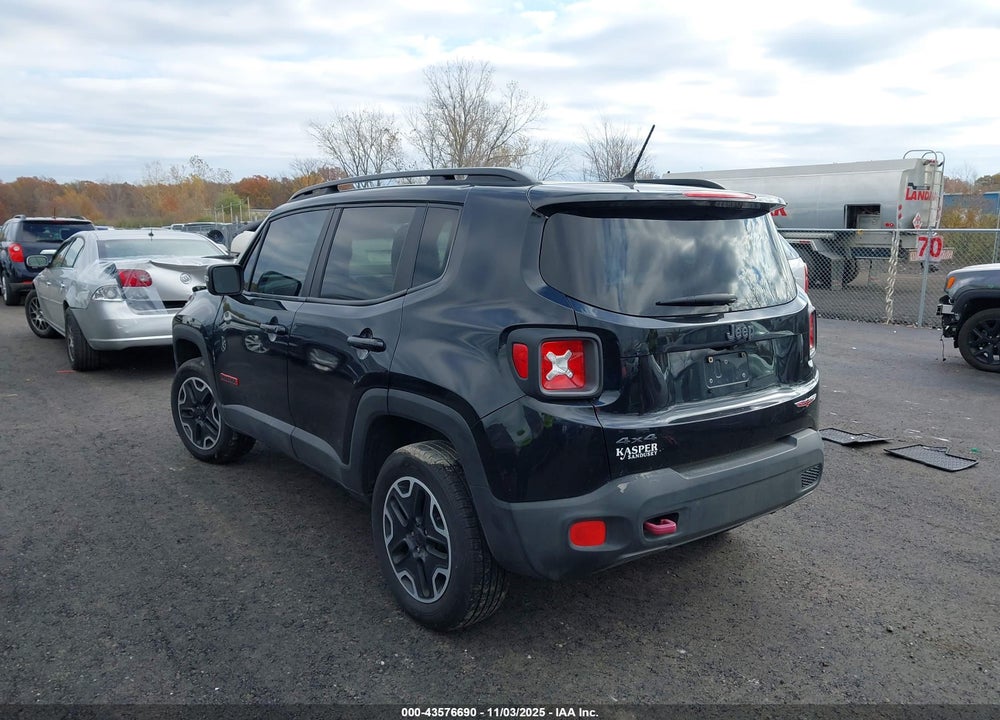 2017 JEEP RENEGADE TRAILHAWK 4X4 VIN: ZACCJBCBXHPG67568