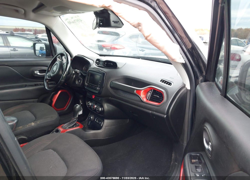 2017 JEEP RENEGADE TRAILHAWK 4X4 VIN: ZACCJBCBXHPG67568