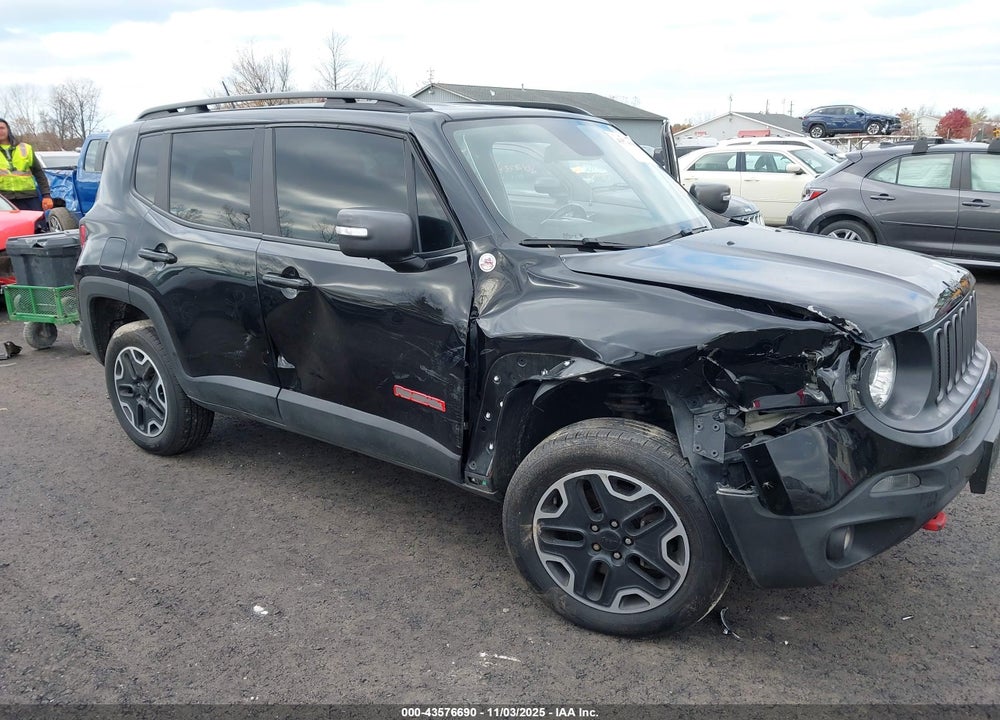 2017 JEEP RENEGADE TRAILHAWK 4X4 VIN: ZACCJBCBXHPG67568