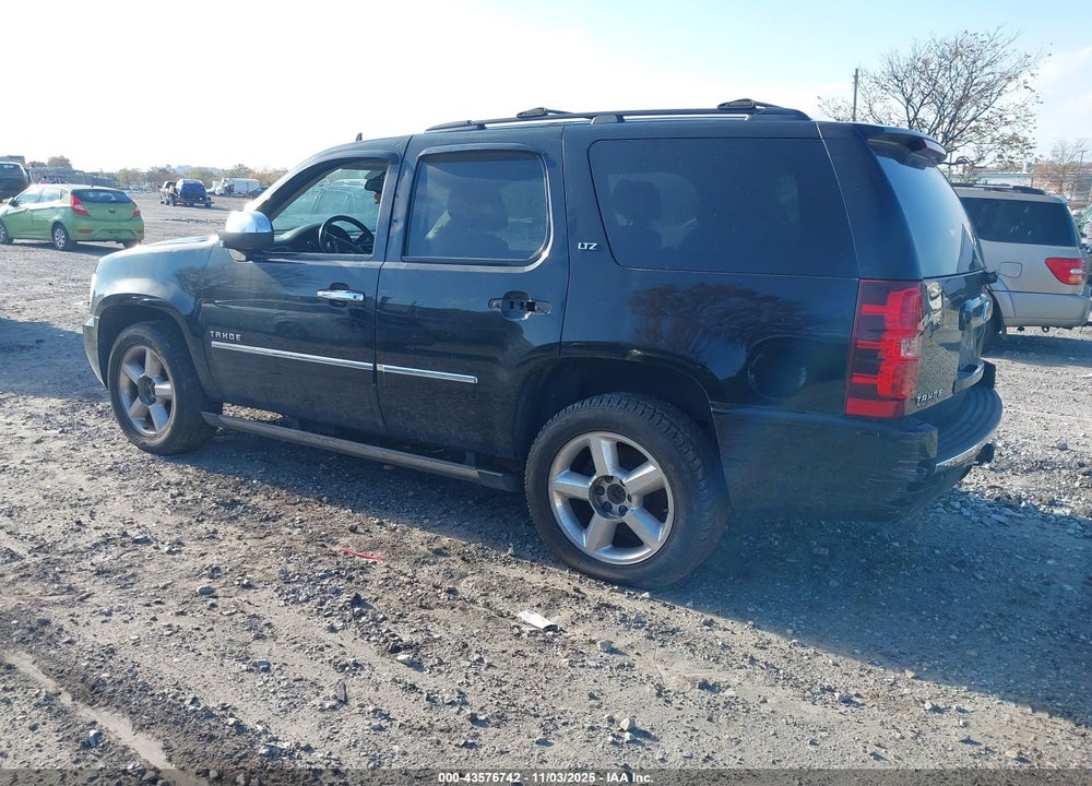 2010 CHEVROLET TAHOE LTZ VIN: 1GNUKCE00AR102375