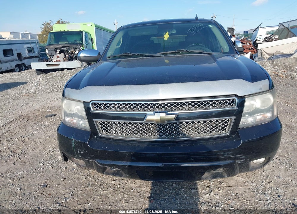 2010 CHEVROLET TAHOE LTZ VIN: 1GNUKCE00AR102375