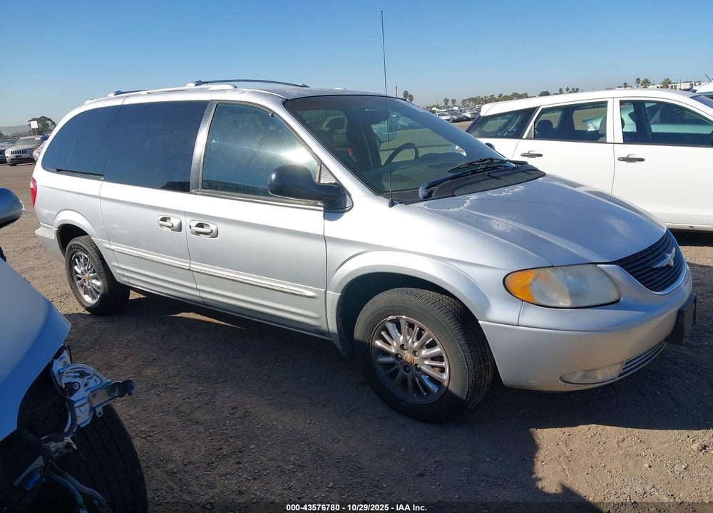 2002 CHRYSLER TOWN & COUNTRY LIMITED VIN: 2C8GP64L62R797704