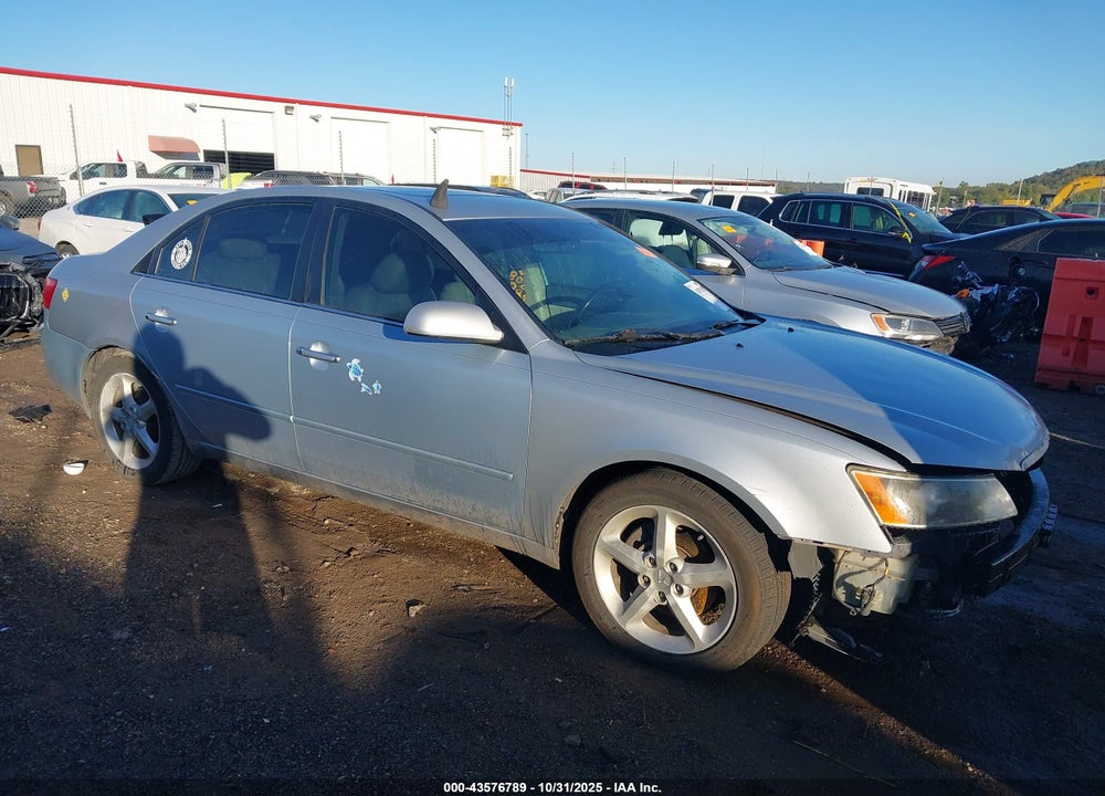 2008 HYUNDAI SONATA VIN: 5NPEU46F28H353318