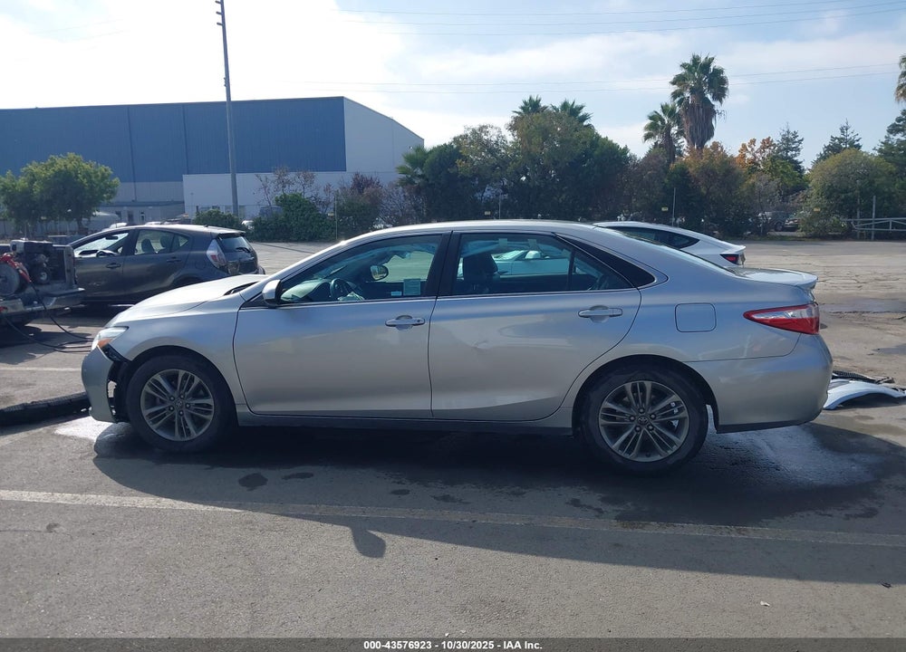 2016 TOYOTA CAMRY SE VIN: 4T1BF1FK2GU578041