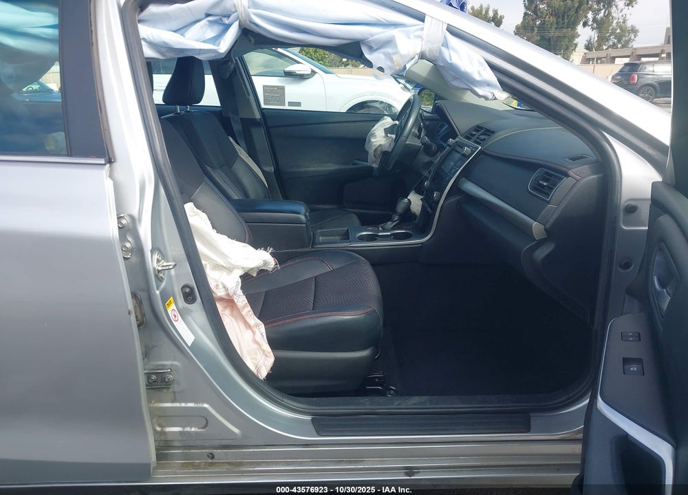2016 TOYOTA CAMRY SE VIN: 4T1BF1FK2GU578041