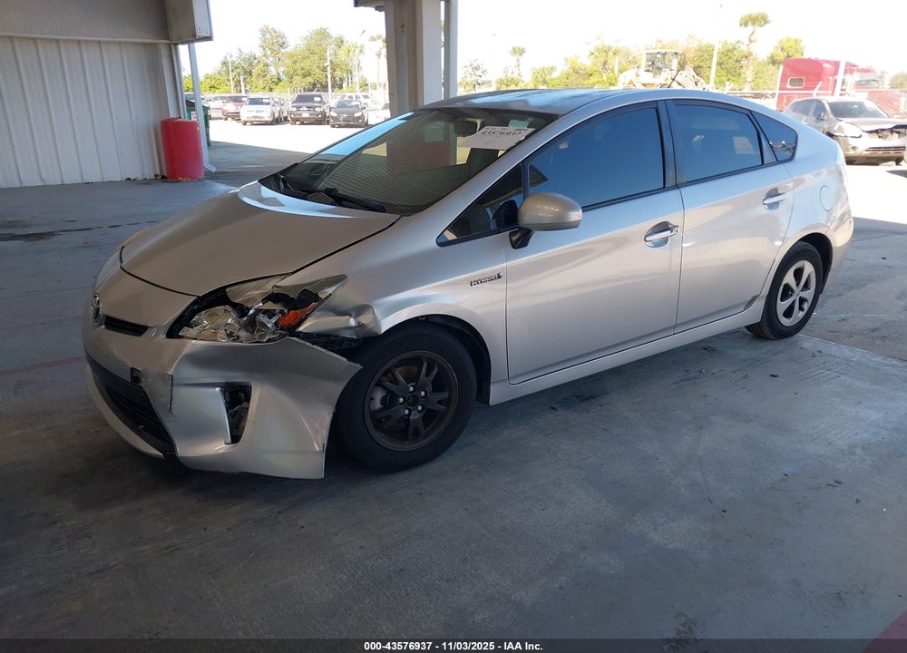 2013 TOYOTA PRIUS THREE VIN: JTDKN3DUXD1641715