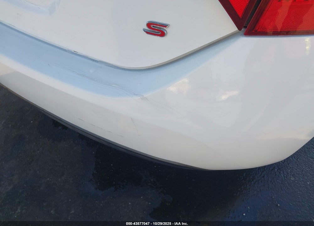 2016 TOYOTA COROLLA S PLUS VIN: 5YFBURHE7GP481270