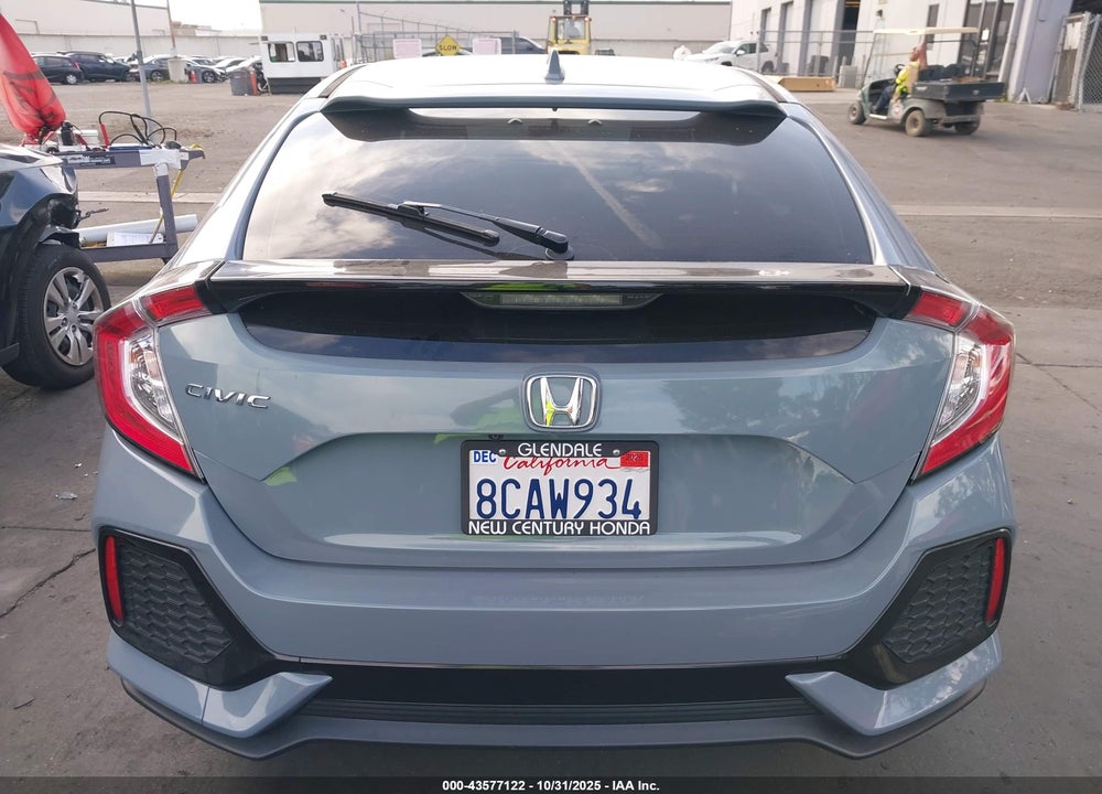 2018 HONDA CIVIC EX VIN: SHHFK7H51JU403743
