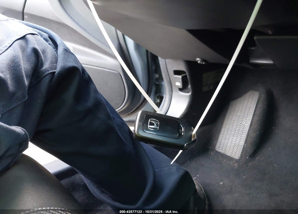 2018 HONDA CIVIC EX VIN: SHHFK7H51JU403743