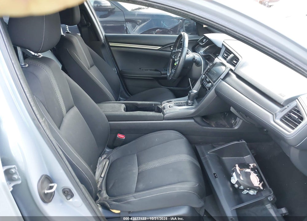 2018 HONDA CIVIC EX VIN: SHHFK7H51JU403743