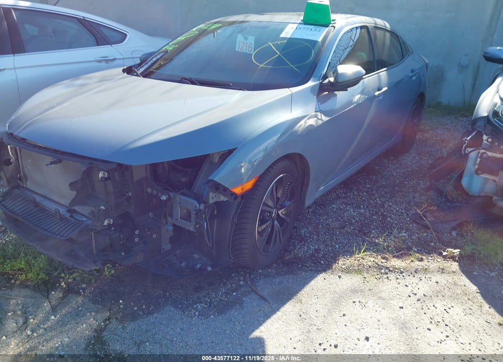 2018 HONDA CIVIC EX VIN: SHHFK7H51JU403743