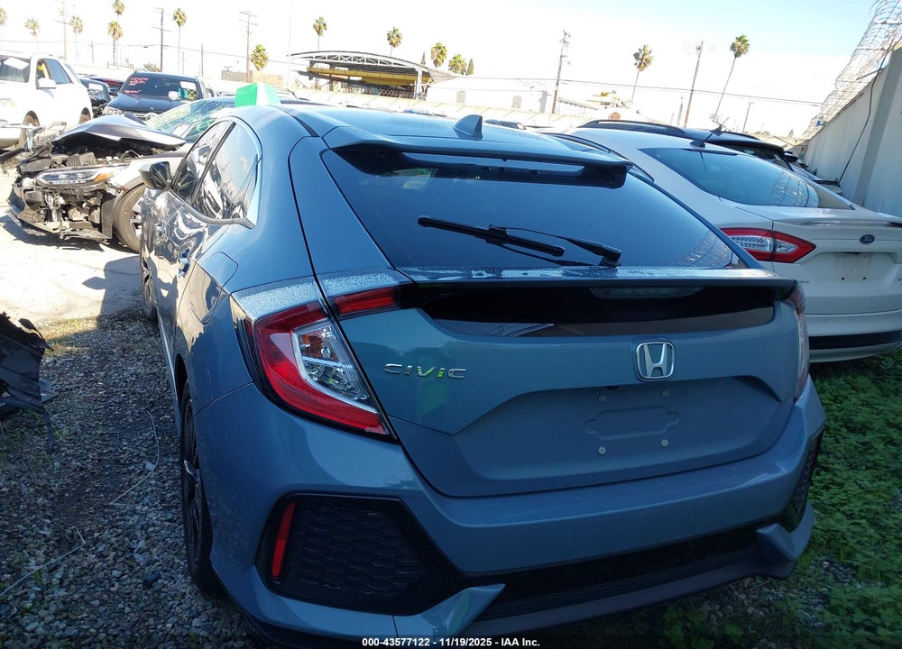2018 HONDA CIVIC EX VIN: SHHFK7H51JU403743