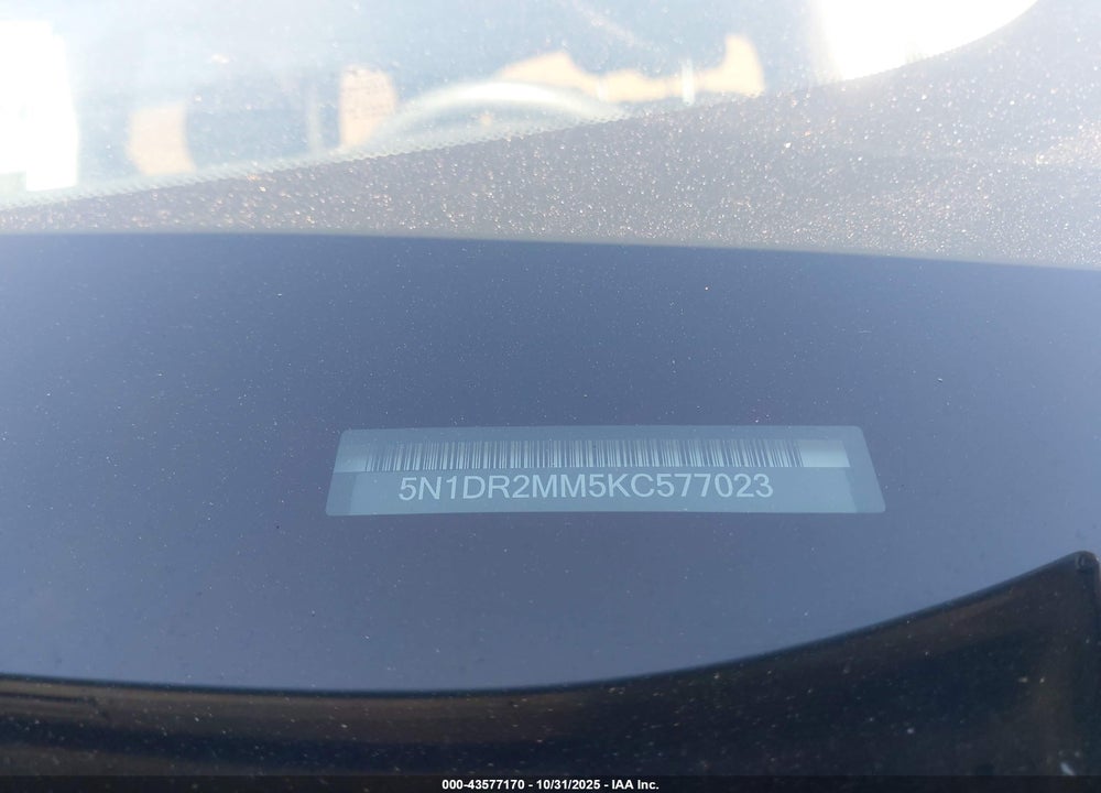 2019 NISSAN PATHFINDER SV VIN: 5N1DR2MM5KC577023
