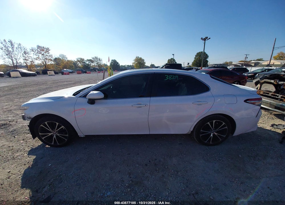 2019 TOYOTA CAMRY SE VIN: 4T1B11HK7KU699989