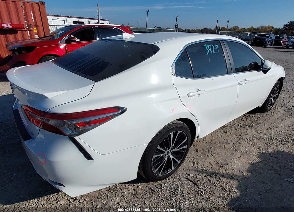 2019 TOYOTA CAMRY SE VIN: 4T1B11HK7KU699989