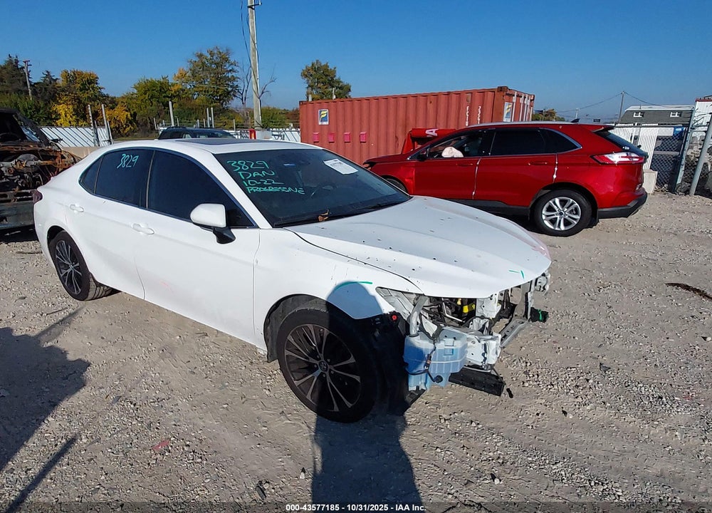 2019 TOYOTA CAMRY SE VIN: 4T1B11HK7KU699989