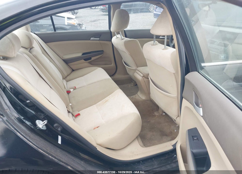 2010 HONDA ACCORD 2.4 LX-P VIN: 1HGCP2F4XAA125793