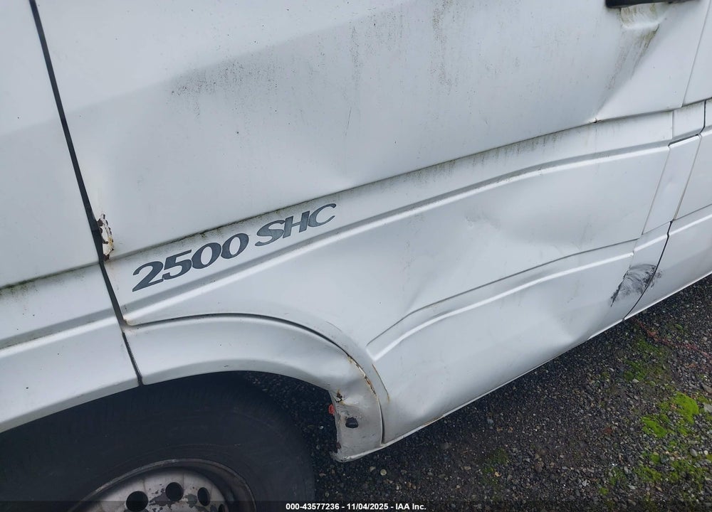 2002 FREIGHTLINER SPRINTER 2500 VIN: WD2YD341525342284