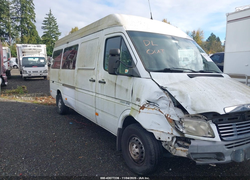 2002 FREIGHTLINER SPRINTER 2500 VIN: WD2YD341525342284