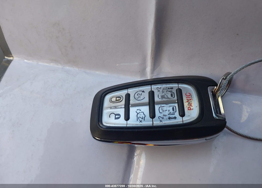 2022 CHRYSLER PACIFICA HYBRID TOURING L VIN: 2C4RC1L7XNR139546