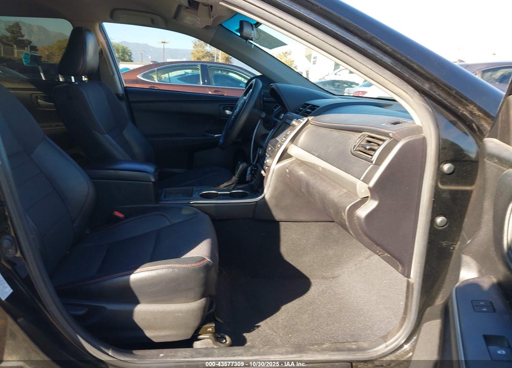 2016 TOYOTA CAMRY SE VIN: 4T1BF1FK2GU222270