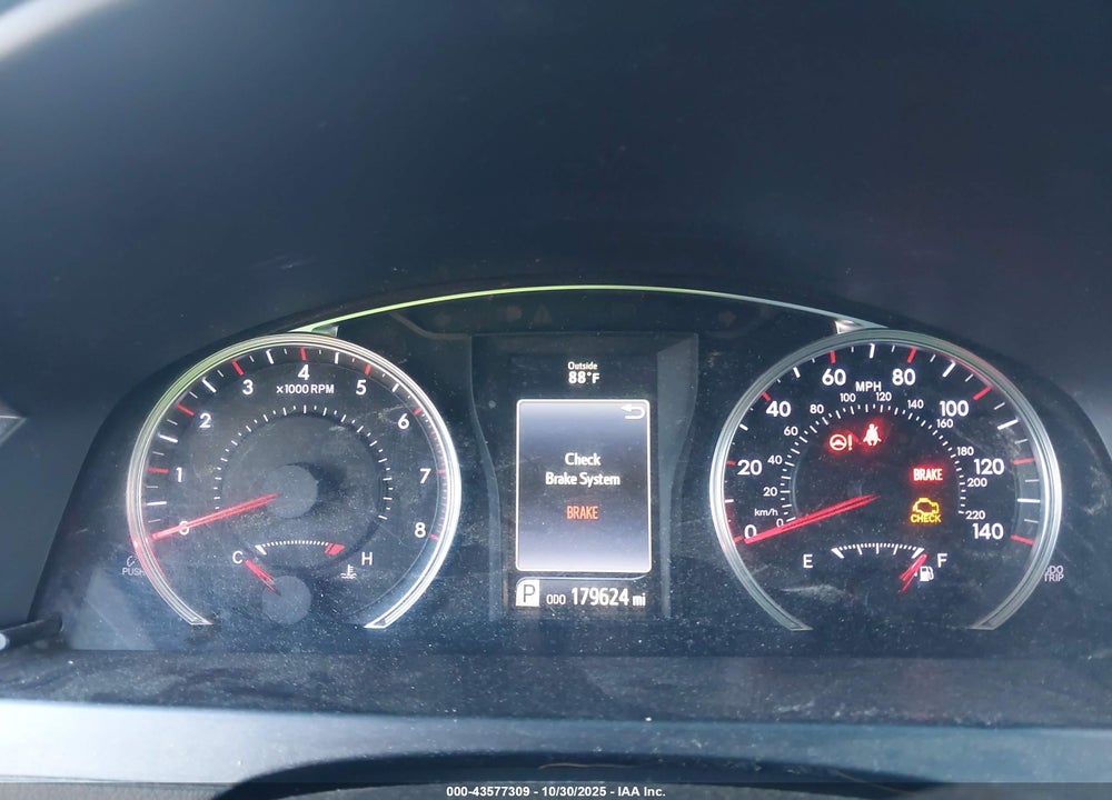 2016 TOYOTA CAMRY SE VIN: 4T1BF1FK2GU222270