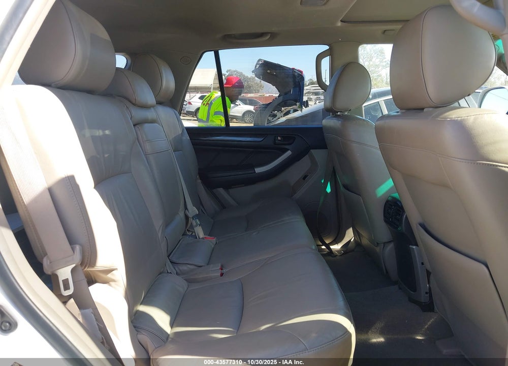 2007 TOYOTA 4RUNNER LIMITED V8 VIN: JTEBT17RX70065485