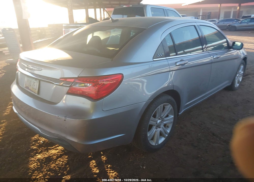 2014 CHRYSLER 200 TOURING VIN: 1C3CCBBB2EN185102