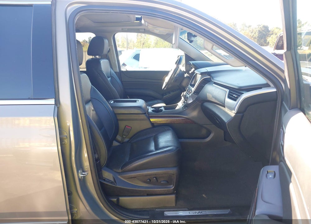 2019 GMC YUKON SLT VIN: 1GKS1BKC2KR180772