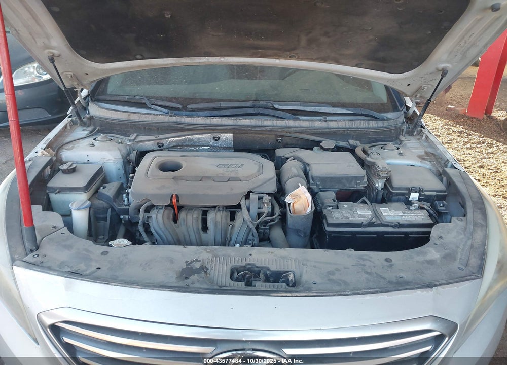 2015 HYUNDAI SONATA SE VIN: 5NPE24AF4FH044766